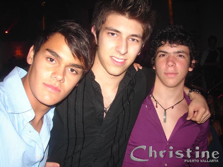 Interracial gay sites Gays refused service in straight bars